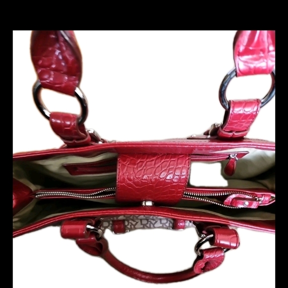DKNY Jacquard Signature Logo Tote With Red Faux Croc Detail - Picture 7 of 12